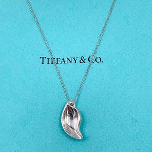 Authentic Tiffany & Co Elsa Peretti Pendant Leaf Silver Necklace